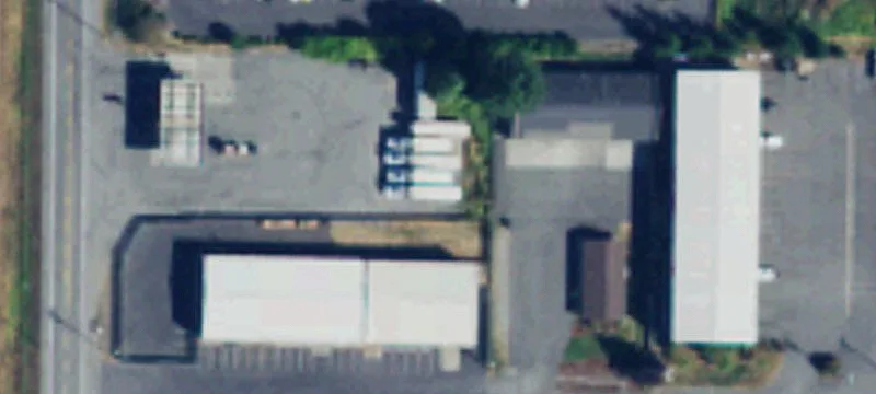 Commercial Building Near I-5 Access