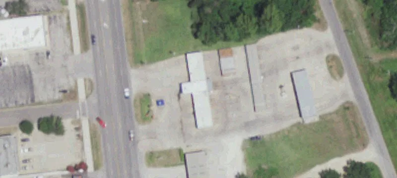 Car Wash on Large Lot