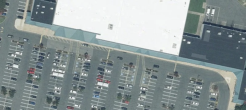 Grocery-Anchored Shopping Center For Sale