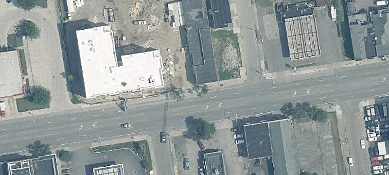 Franklinton Commercial Building on Broad
