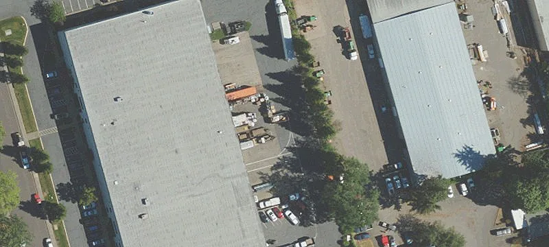 Modern Industrial Facility in Tualatin