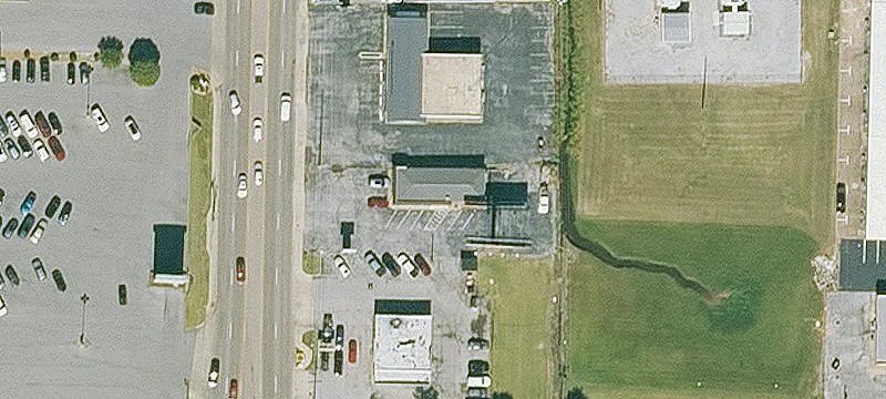 Retail Building Sublease Opportunity