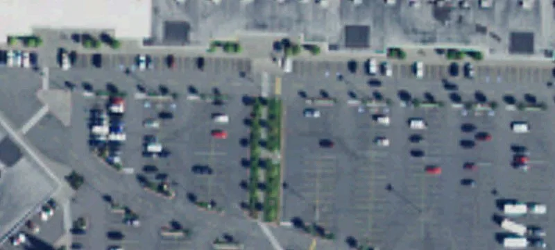 Retail Space in Burlington Plaza