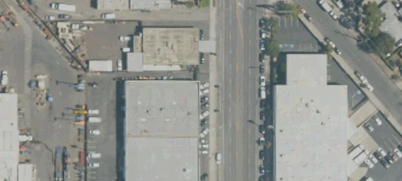 Functional Building on Lankershim Blvd