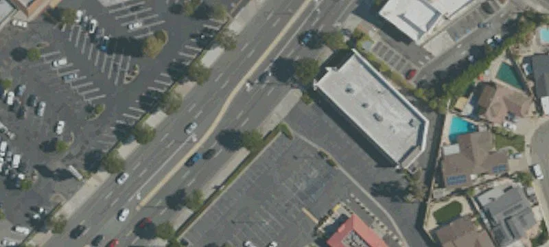 Retail Strip Center in Garden Grove