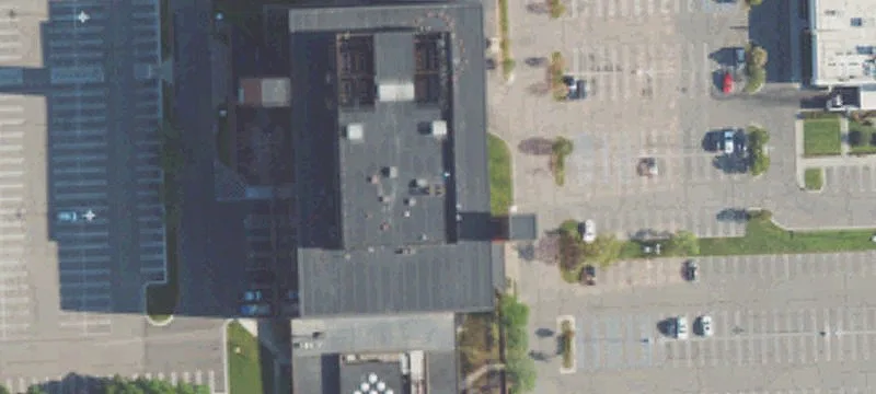 Full-Service Complex Near I-75