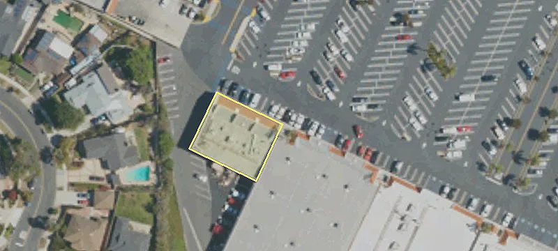 Retail Space in Torrance Center
