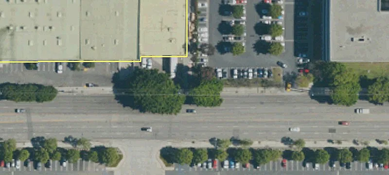 Prime Location with Excellent Visibility