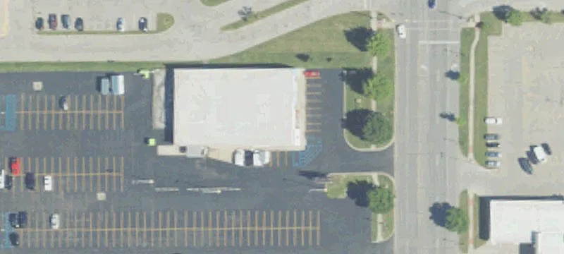Retail/Commercial Suite Near Mall