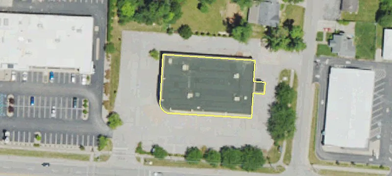 Freestanding Building on Midland Trail