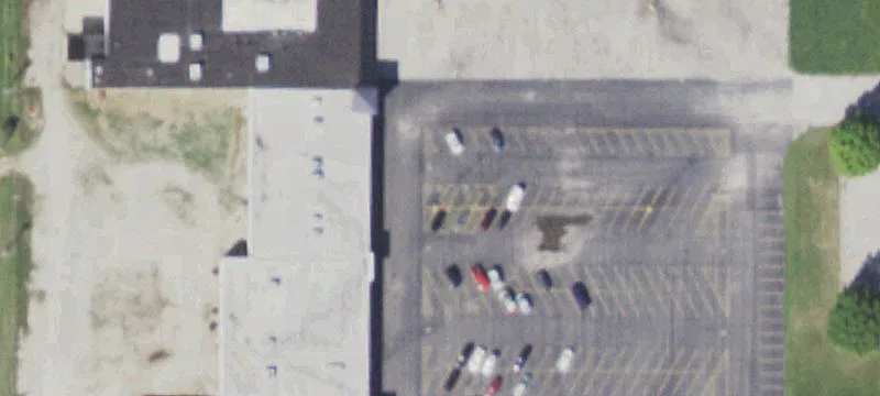 Retail Space in Heritage Plaza