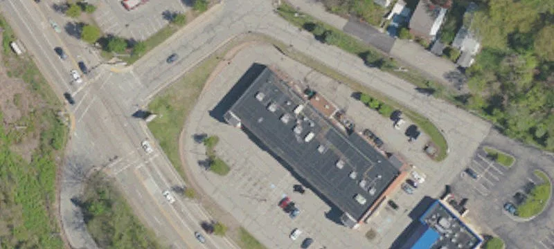 Retail Spaces in High-Traffic Center
