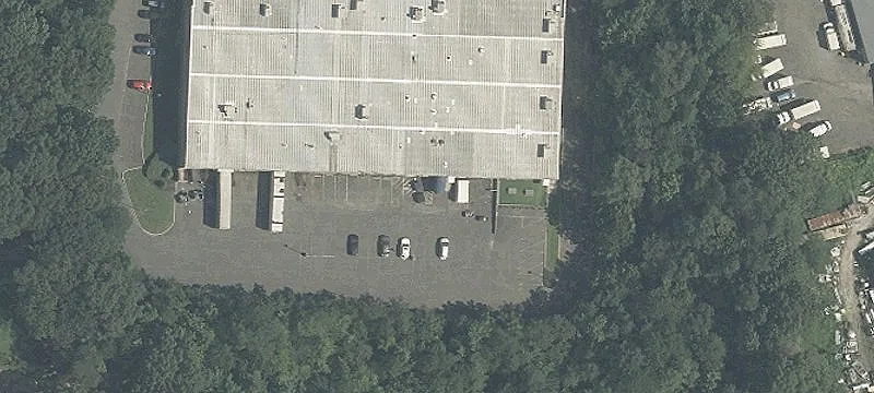 Industrial Building in Runnemede Corporate