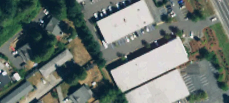 Specialty Property with Roll-Up Door
