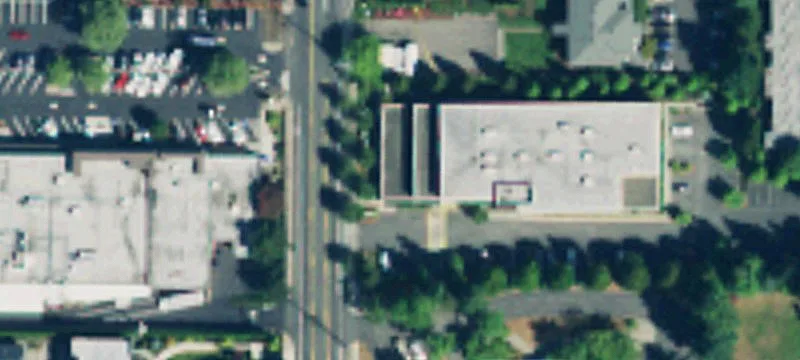 Kirkland Lakeview Office Building For Sale