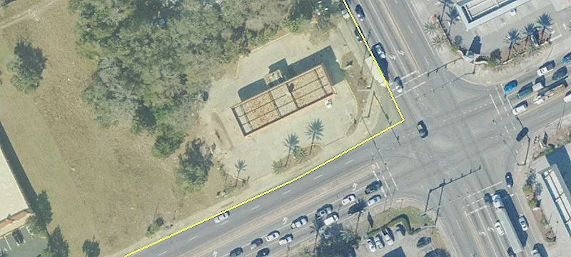Prime Retail Space Near Ocean