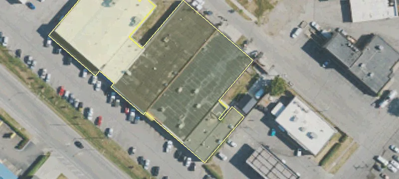Office/Retail Building Anchored by Goodwill