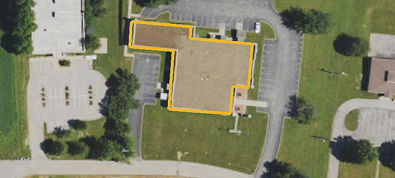 Freestanding Office Building in Frankfort