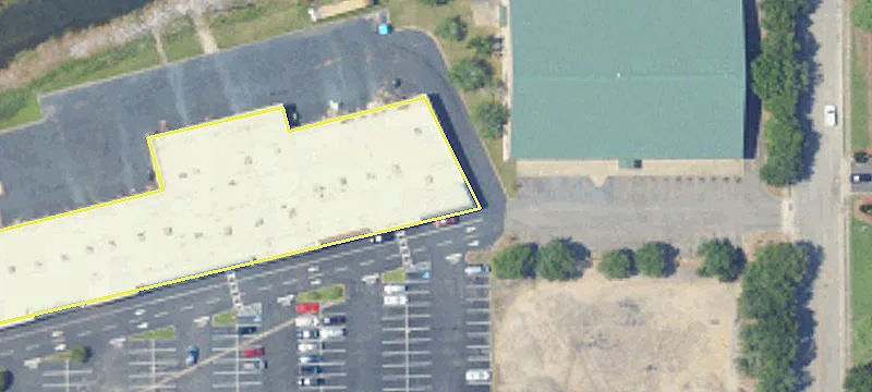 Retail Space Available For Rent