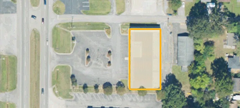 Retail Strip Center on Parkway
