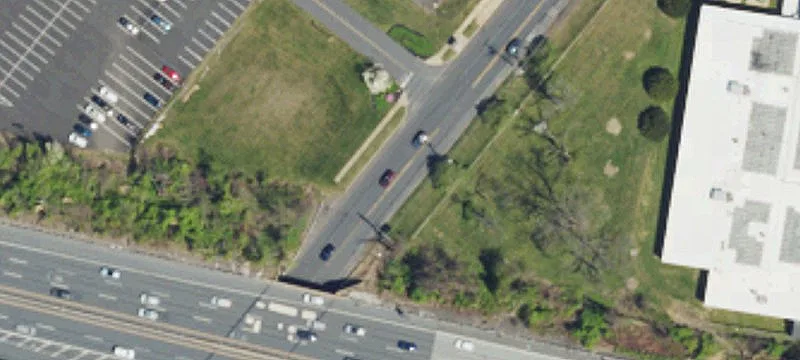 Retail Property on 1.4 Acres