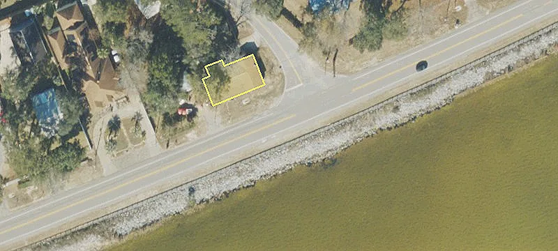 Free-Standing Retail Building Investment