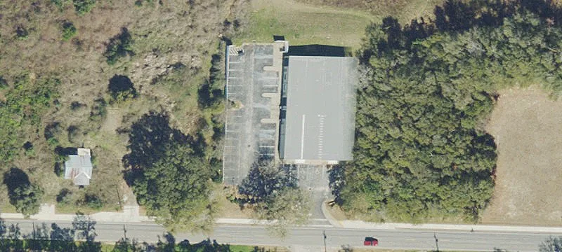 Versatile Land with Warehouse Storage