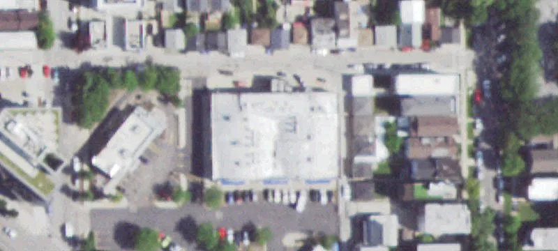 Logan Square Retail End Cap