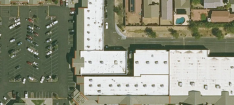 Retail Strip Center For Lease