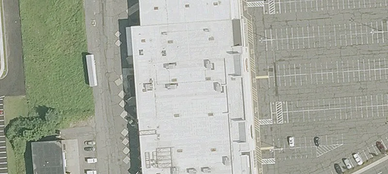 Retail Space in Springfield Plaza