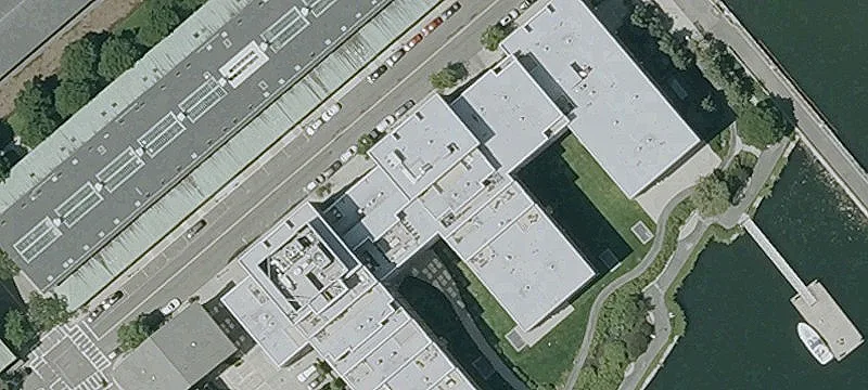 Waterfront Luxury Apartment Retail Space