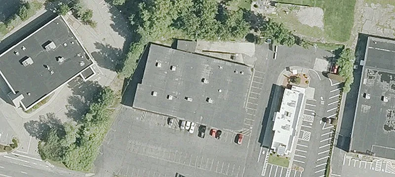Retail Space with High Visibility