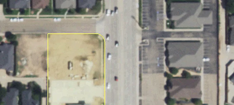 Commercial Land on Quaker Avenue