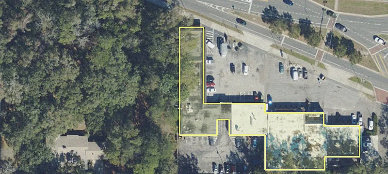 Retail Spaces in Colonial Square