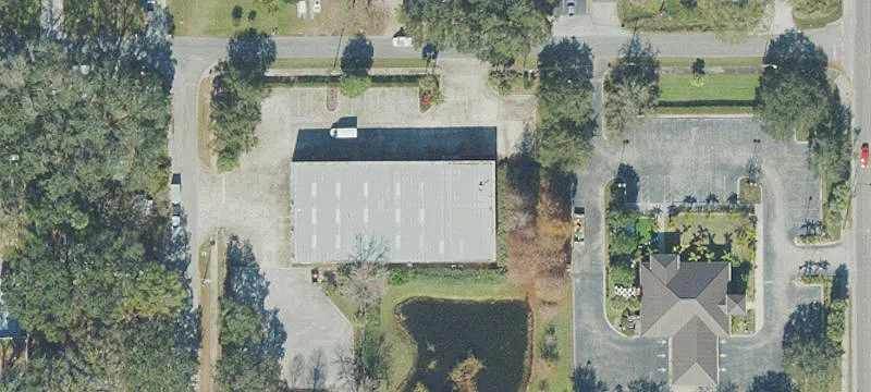 Winter Garden Showroom with Office