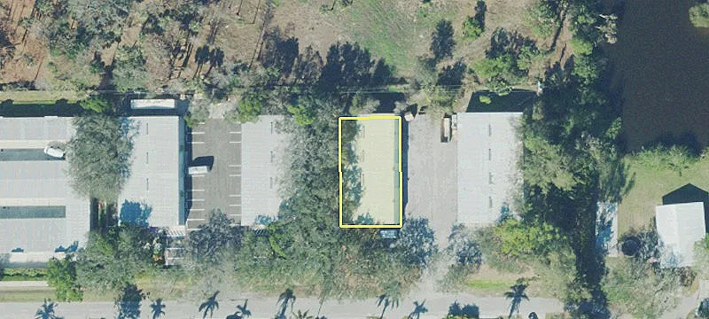 Renovated Flex Space with Income