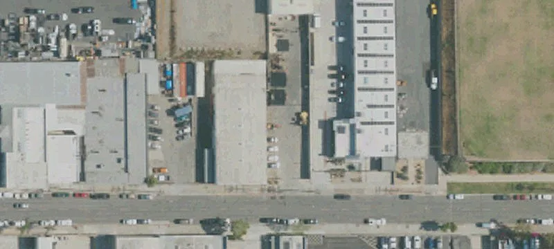 Signal Hill Warehouse with Grade Doors
