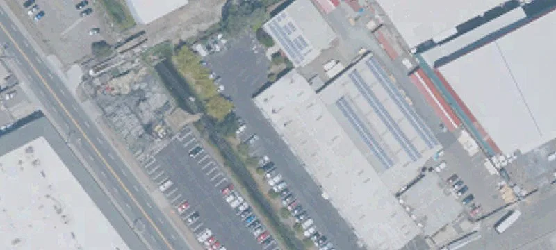 Oakland Commercial Property with Yard