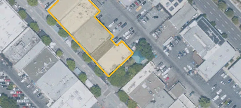 Retail Building in Developing Area