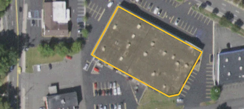 Retail Site in Commercial District