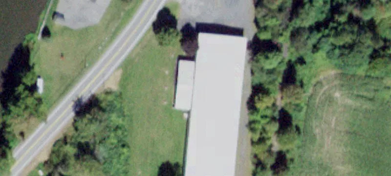 Versatile Warehouse on High-Traffic Route