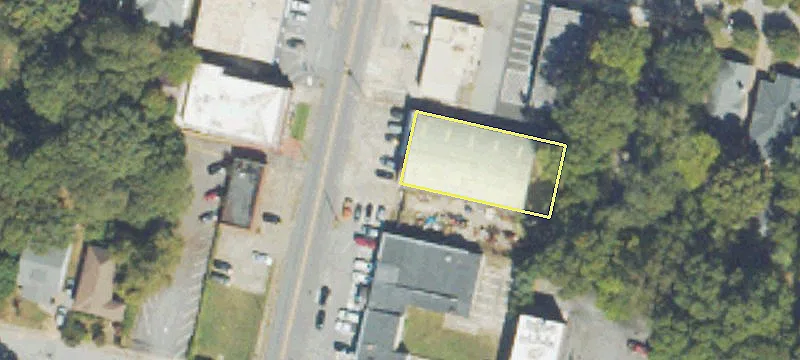 Retail-Warehouse Building on Church Street