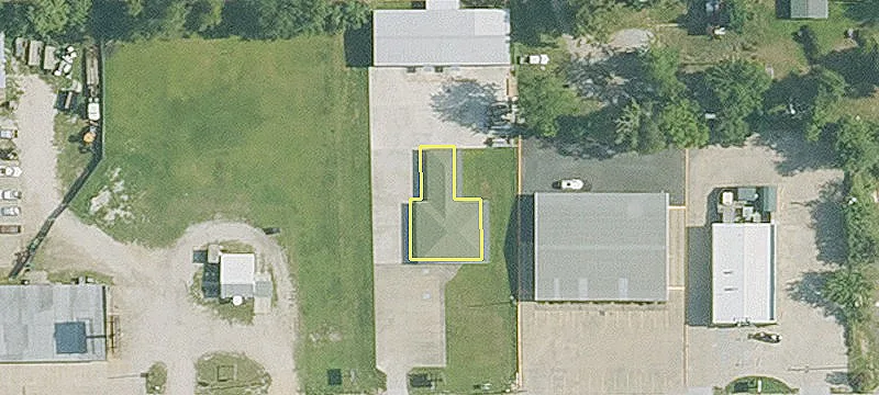 Versatile Commercial Space with Warehouse