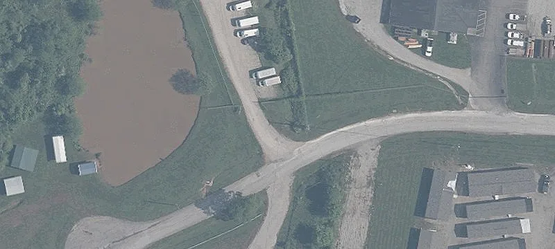 Versatile Warehouse in Accessible Location