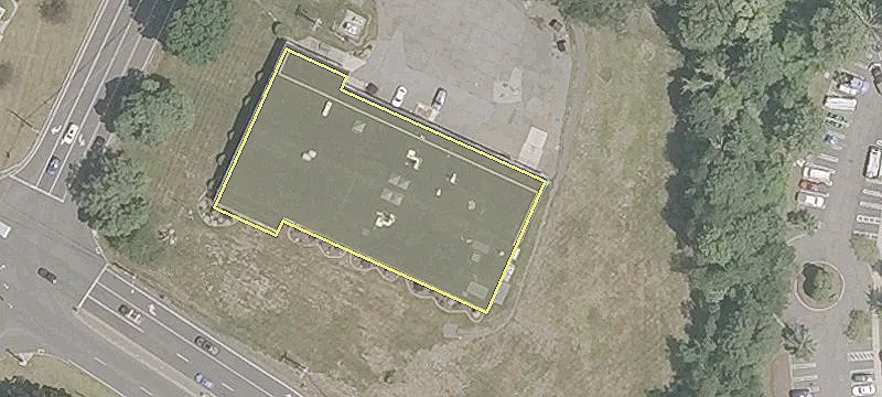 Versatile Flex/Industrial Commercial Property
