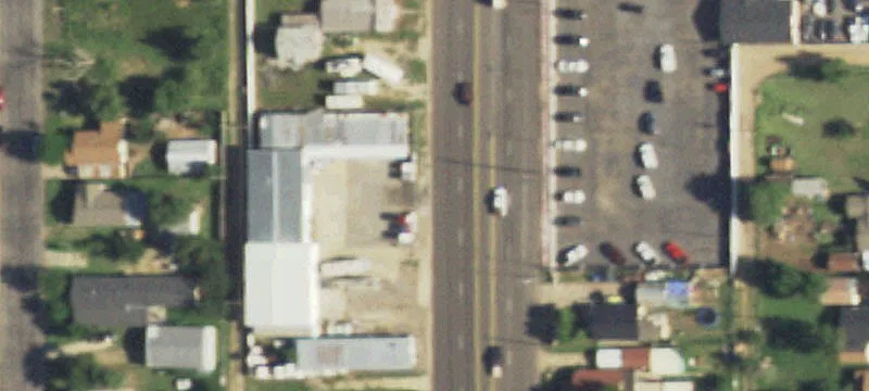 Freestanding Retail Building on Highway