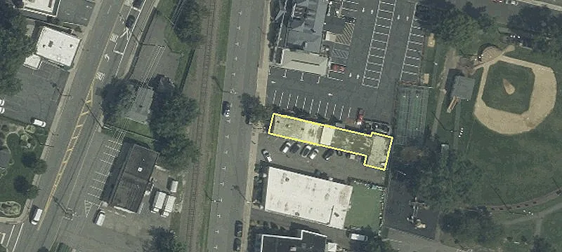 Retail Property Near Emerson Train