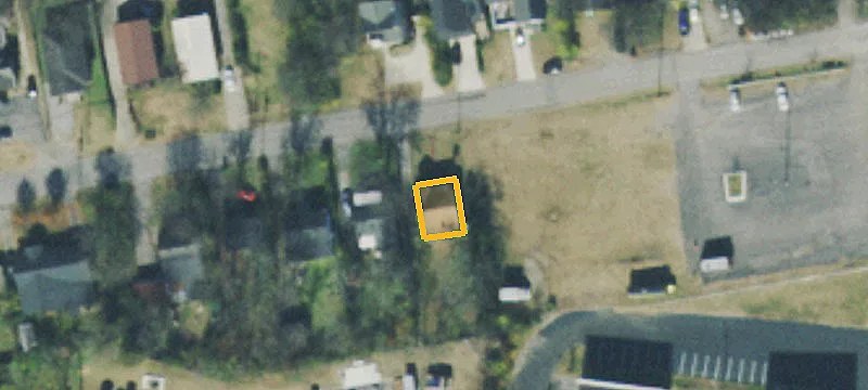 Commercial Level Lot For Sale