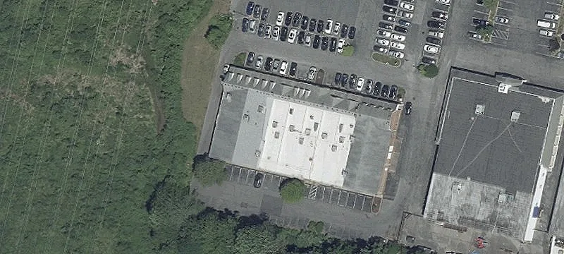 Commercial Unit on Annapolis Road