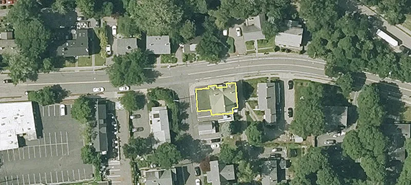 Versatile Street-Level Commercial Space